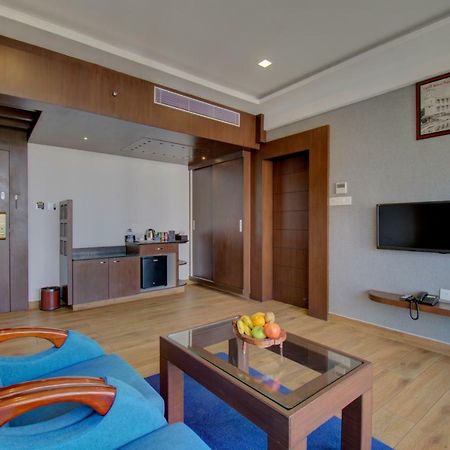 Silver Oak Hotel Mysore Exterior photo